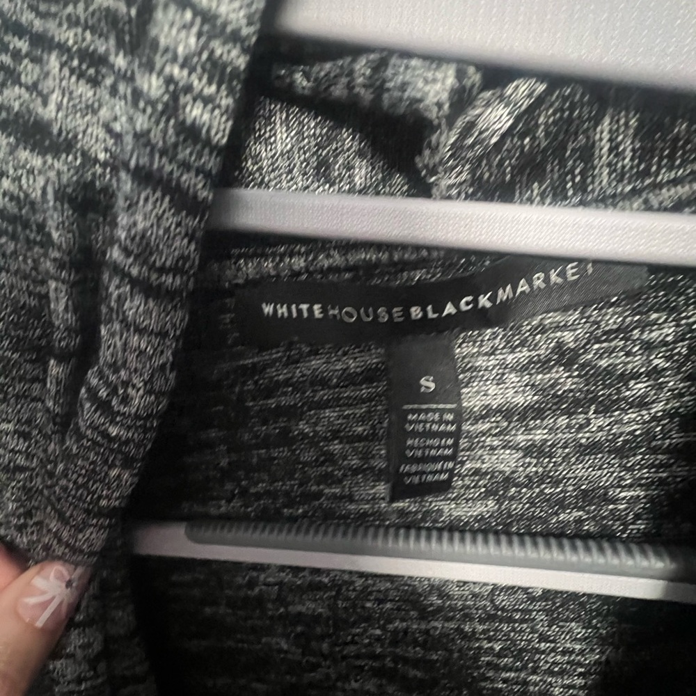 White House Black Market Charcoal Open Front Cardigan - Picture 2 of 3